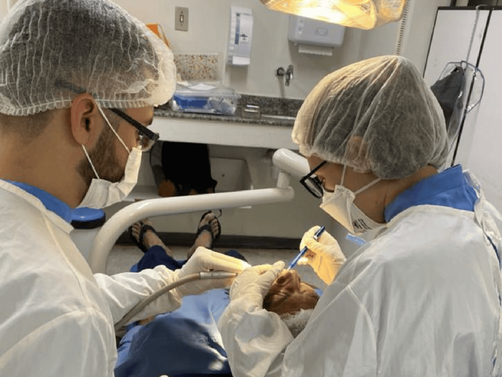 Clínica de Odontologia presta atendimento especializado gratuito aos pacientes renais crônicos