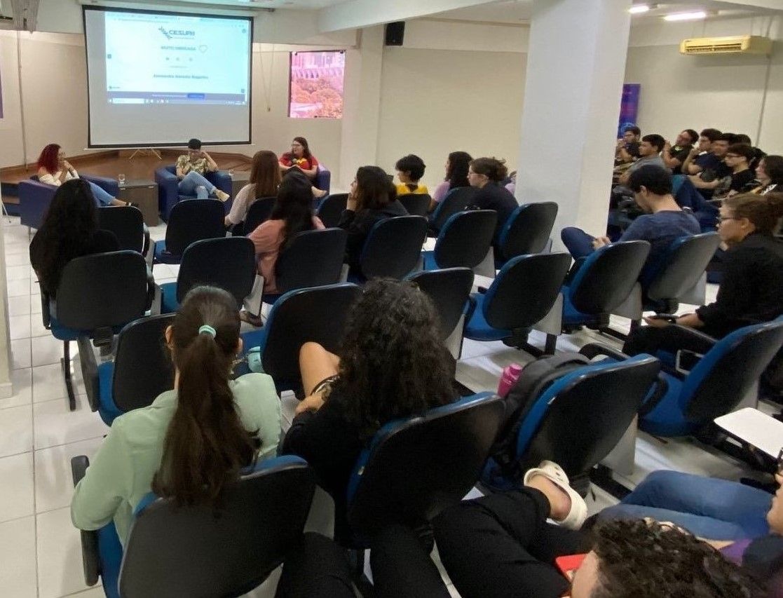 Evento dos cursos de Computação reúne egressas para fortalecer a presença feminina na área