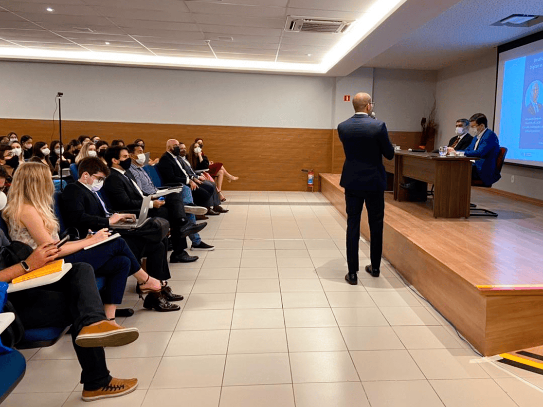 Cesupa sedia palestras de relevância nacional para área jurídica