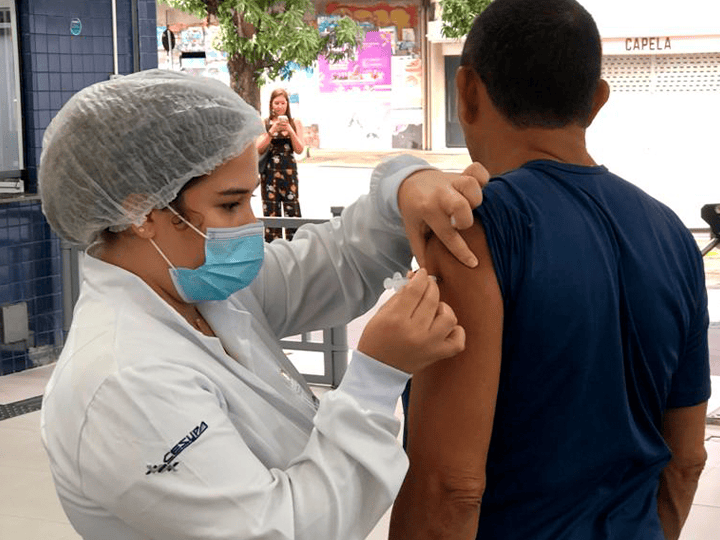 Curso de Enfermagem promove Ação em Saúde na semana de acolhimento