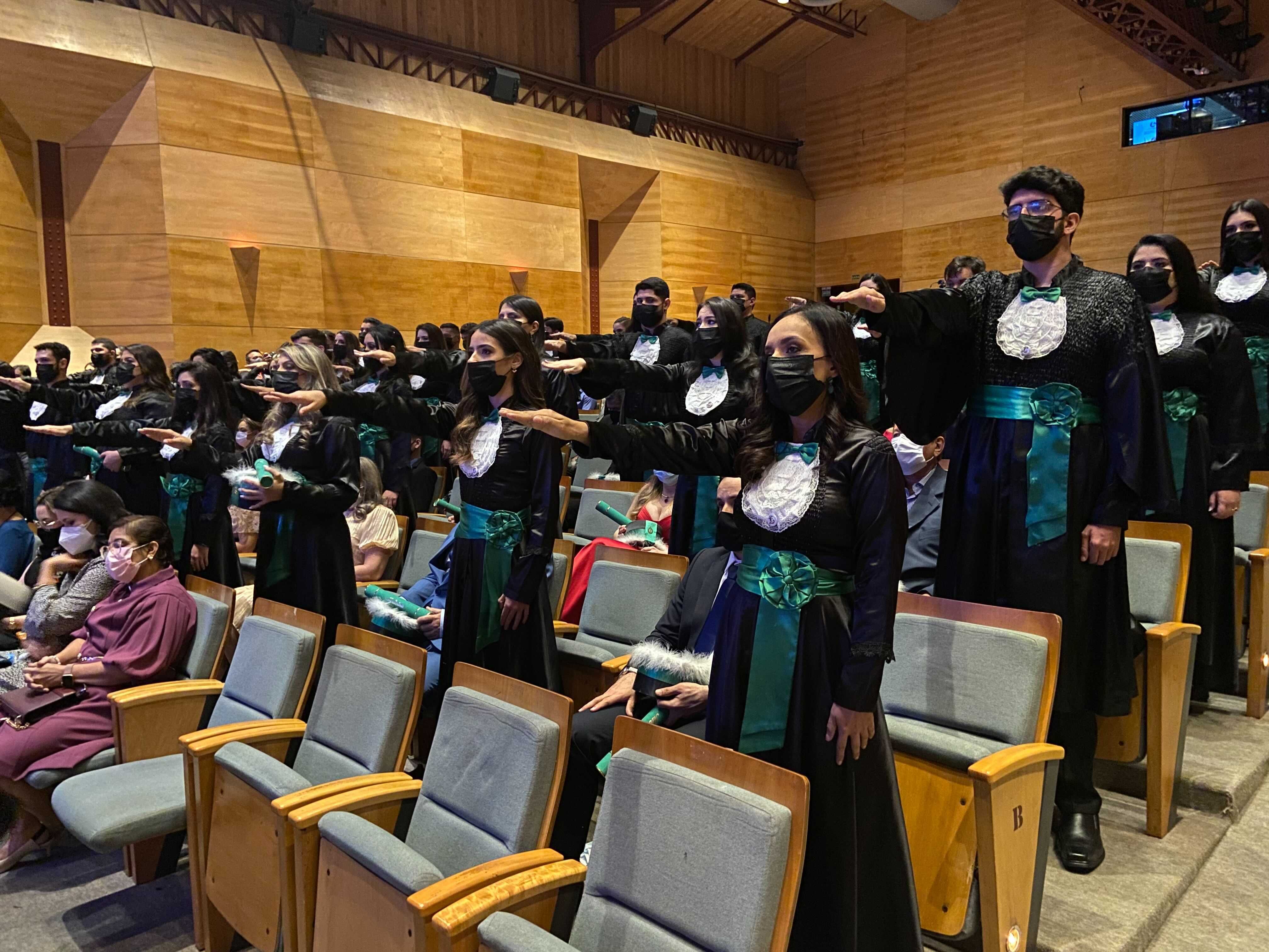 Cesupa realiza cerimônia de Outorga de Grau do curso de Medicina