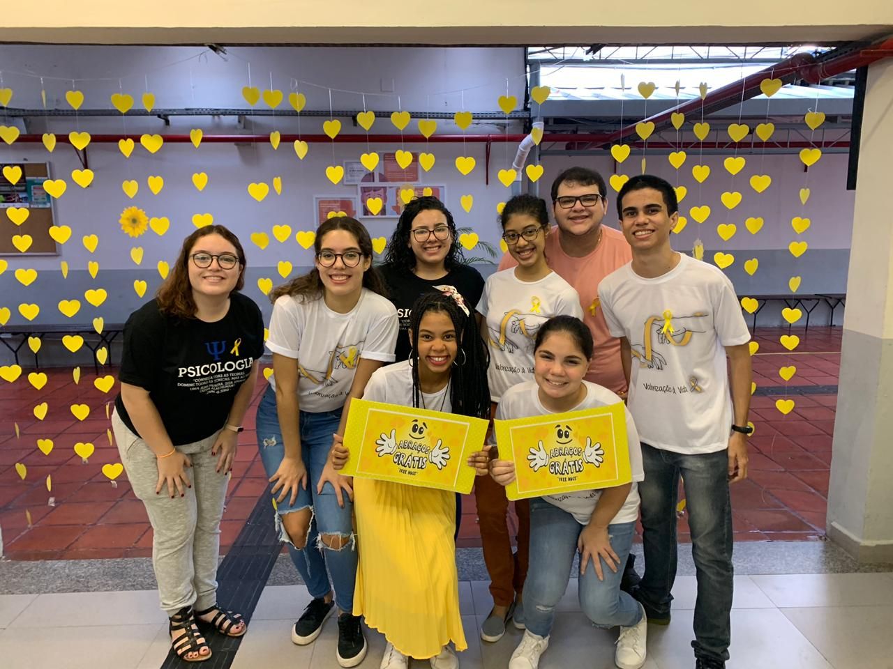 Ação organizada por alunos de Psicologia promove acolhimento nas unidades