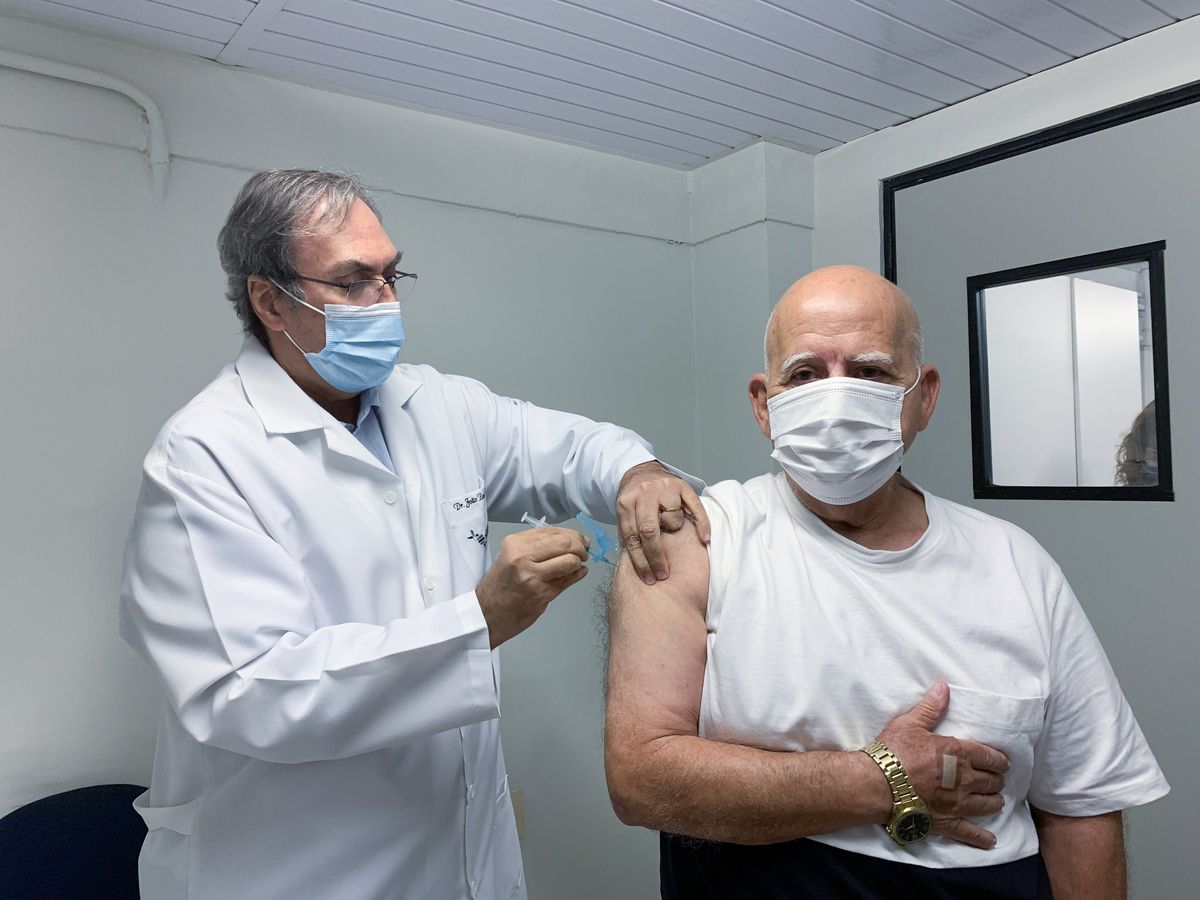  Cesupa vacina colaboradores da instituição contra a COVID-19