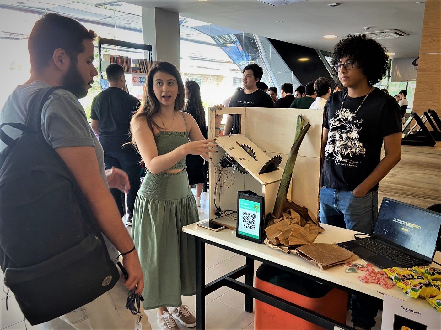 Computação Amostra promove conexão entre empresas, comunidade e academia e apresenta soluções para o Movimento de Mulheres das Ilhas de Belém