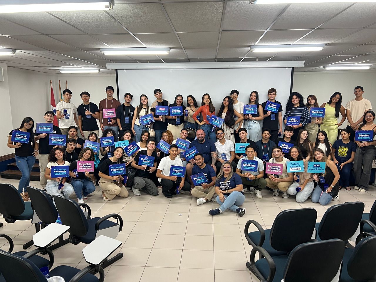 Cesupa de Portas Abertas: alunos do Curso de Redação Rodrigo Costa vivenciam rotina universitária