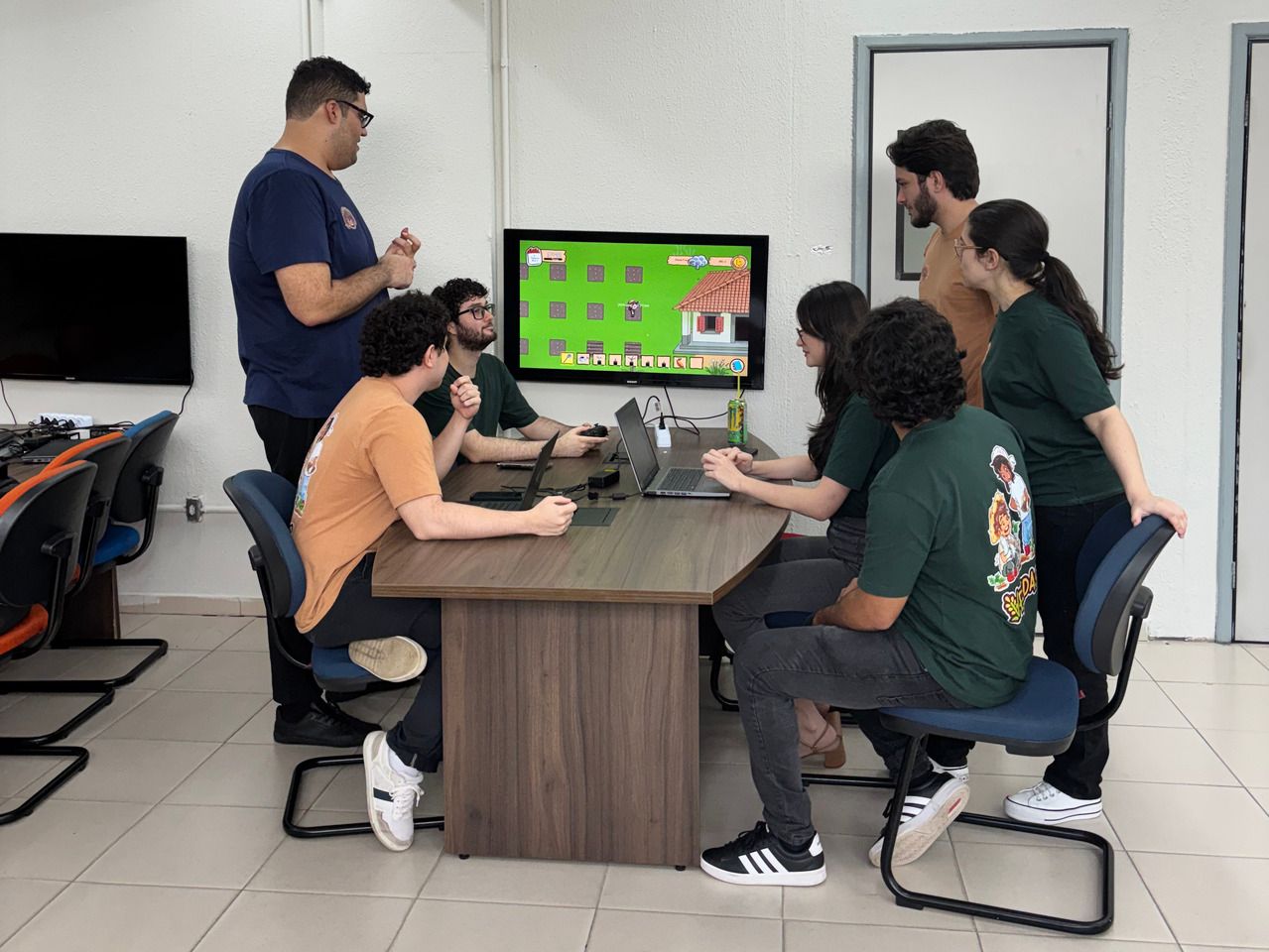 Equipe vencedora do Amazon Hacking 2026 cria game educativo sobre agricultura sustentável