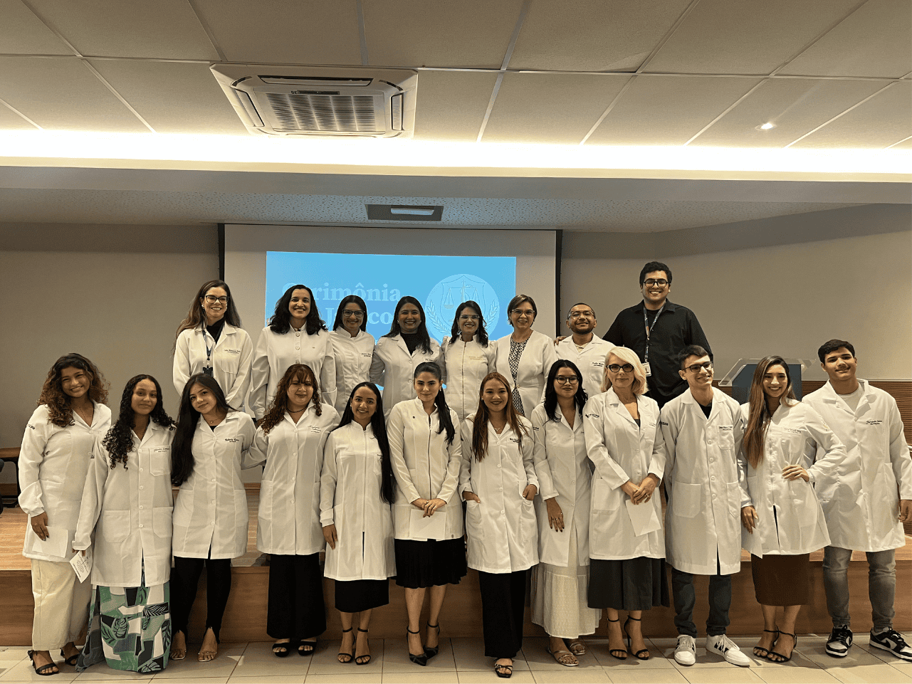 Cerimônia do Jaleco para estudantes de Nutrição celebra início da trajetória acadêmica