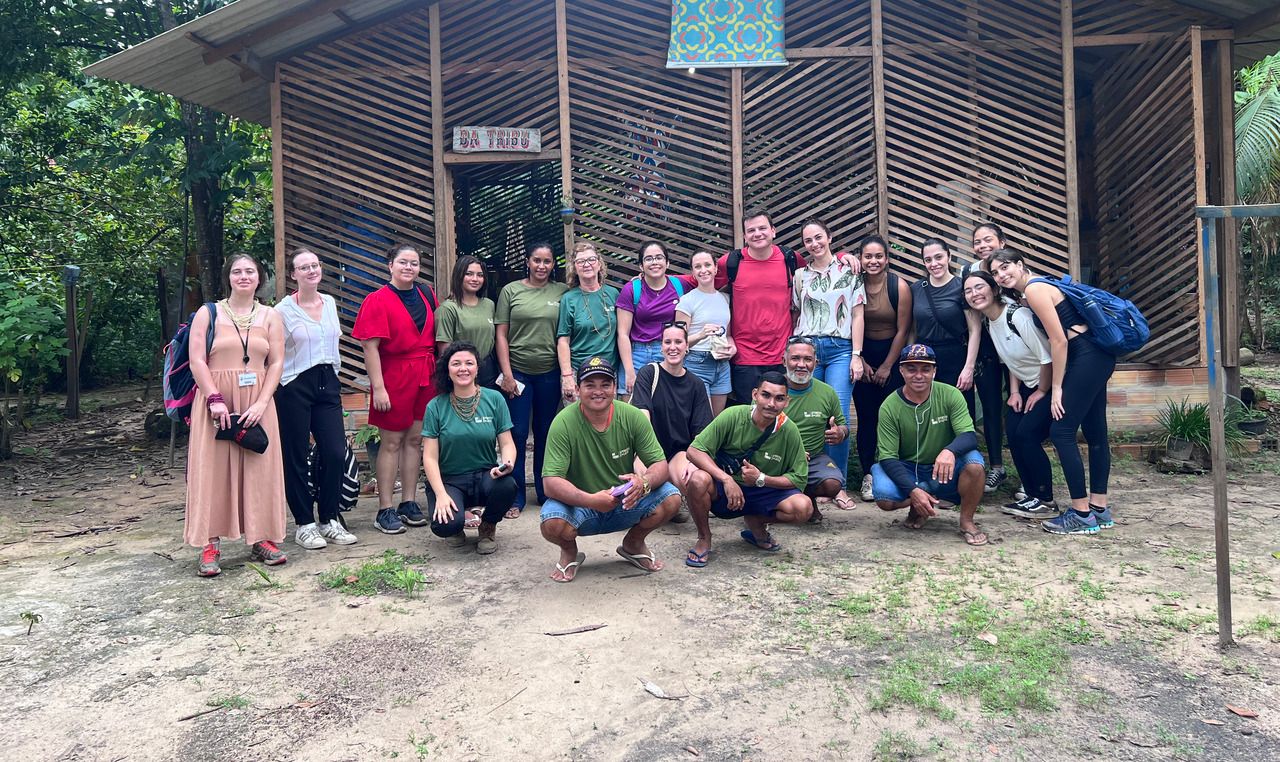 Estudantes francesas vivenciam experiência acadêmica por meio do Amazon Experience Academic Semester