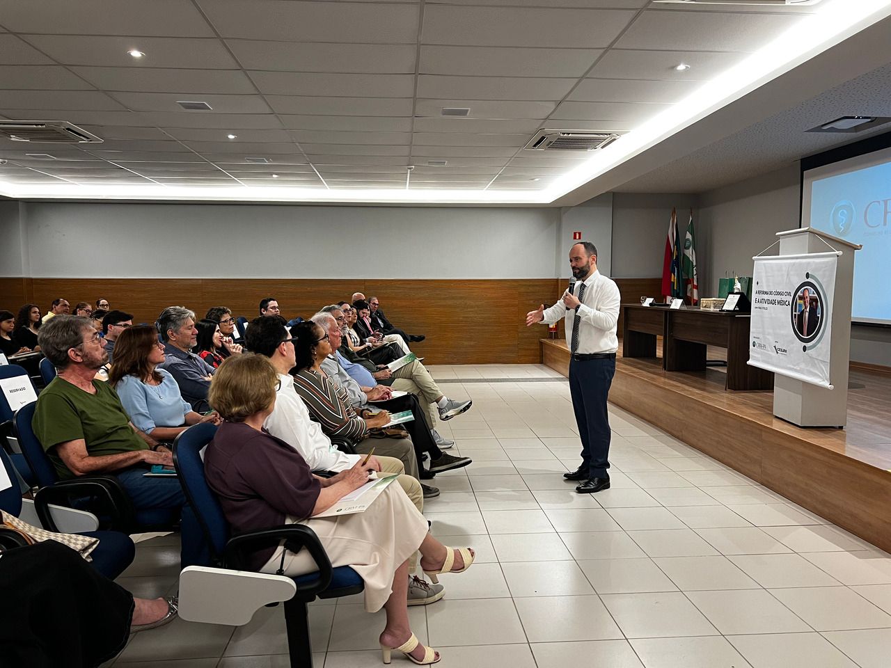 Evento no Cesupa debate Reforma do Código Civil e seus impactos na Medicina