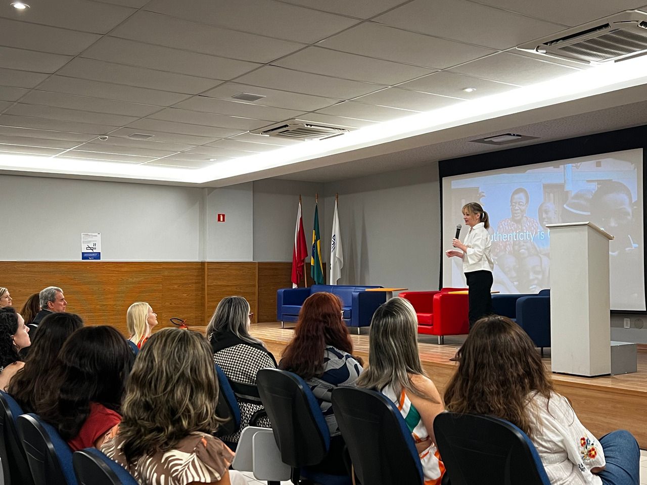 Fórum de Liderança Feminina debate estratégias para equidade de gênero no mercado de trabalho