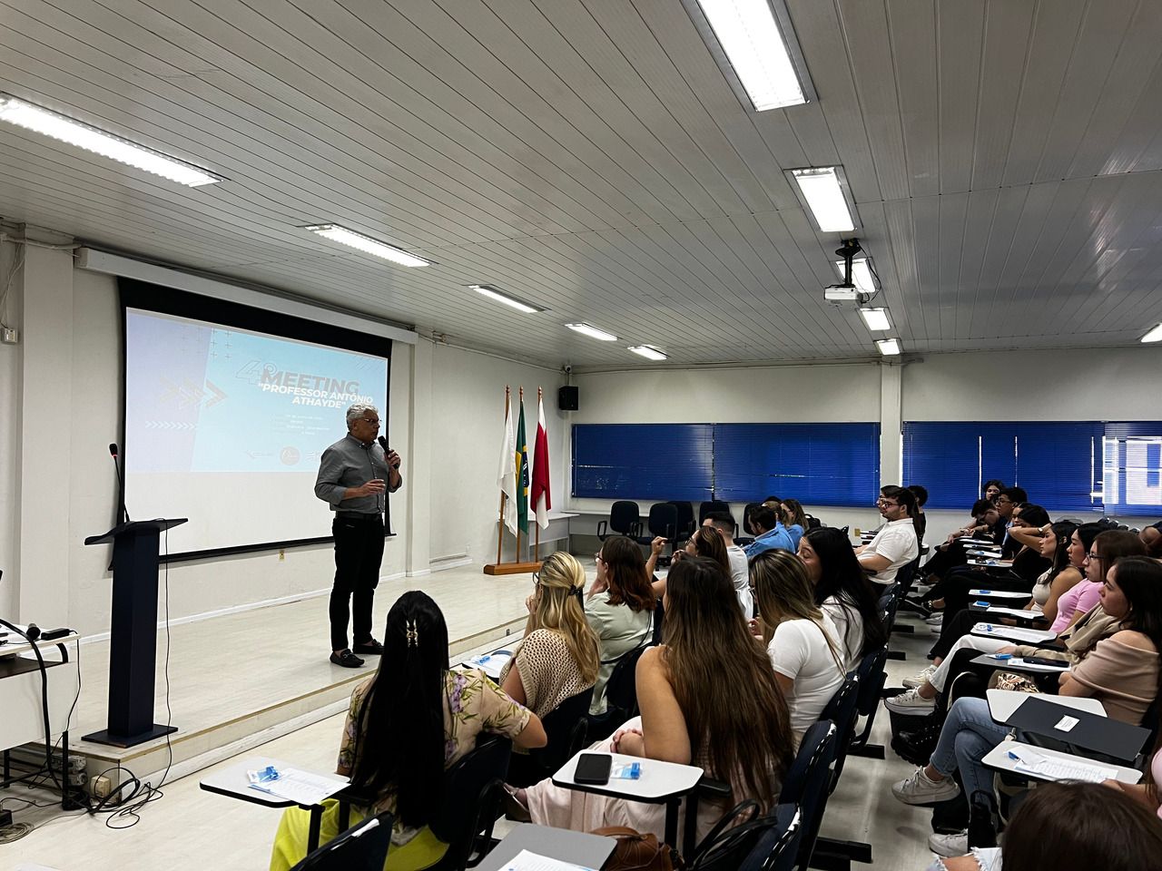 IV Meeting Prof. Antônio Athayde fortalece formação em Odontologia através de discussão de casos clínicos