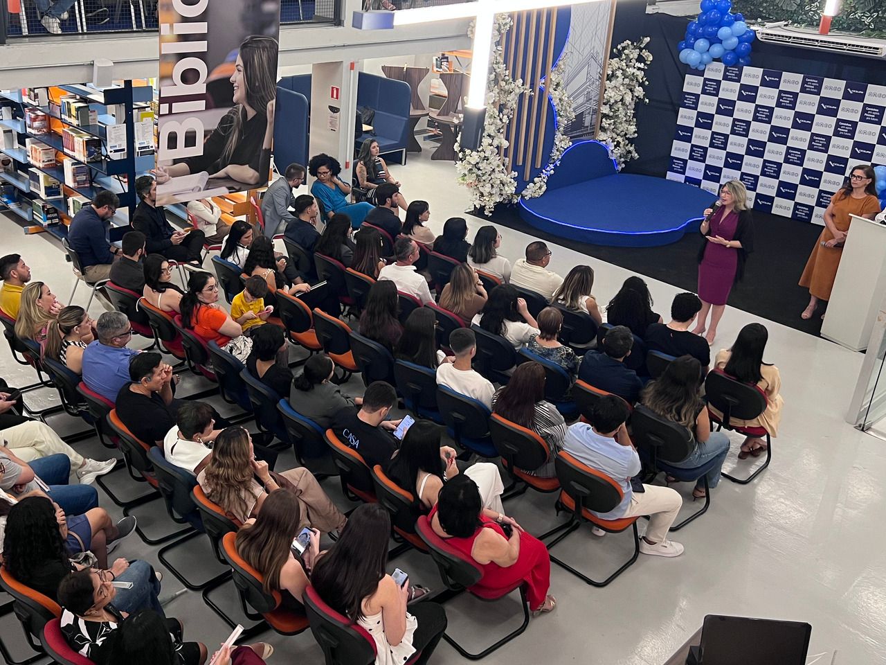 Calouros de Arquitetura e Urbanismo e Engenharia Civil iniciam jornada acadêmica na Cerimônia do Escalímetro e do Capacete