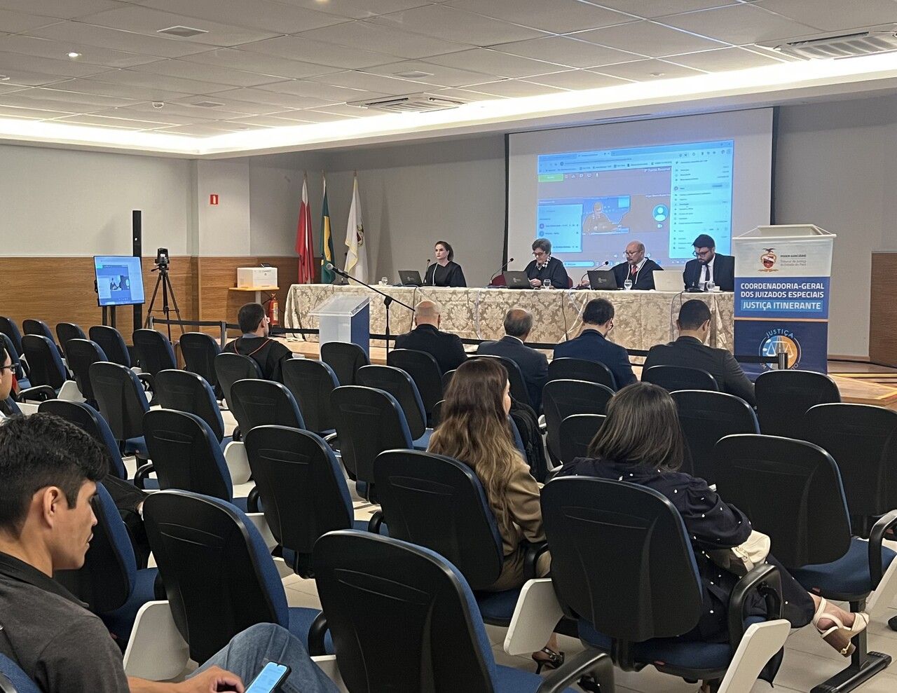 Cesupa recebe sessão oficial do TJPA e promove julgamento simulado durante a Semana Nacional dos Juizados Especiais
